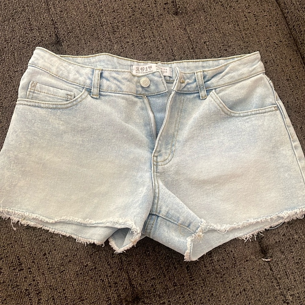 Women Jean shorts size 8